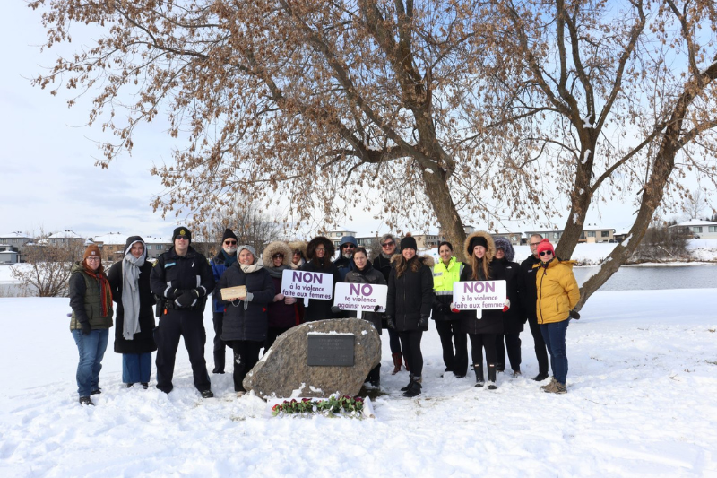 Une veillée pour les victimes de la violence à l’égard des femmes